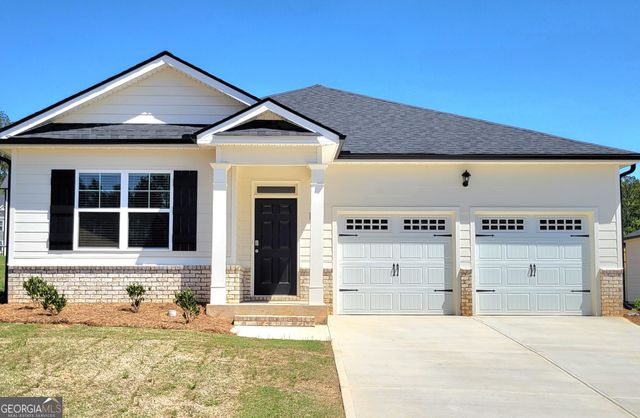 130 Oakchase Park Lane, Hampton, GA 30228