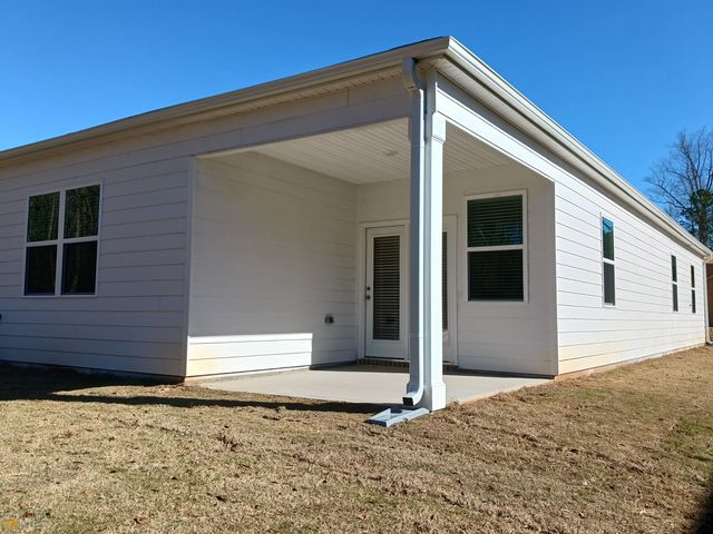 130 Oakchase Park Lane, Hampton, GA 30228
