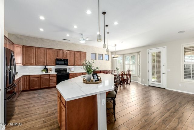 10835 W UTOPIA Road, Peoria, AZ 85373