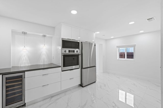 5341 N Andrews Avenue, Oakland Park, FL 33309