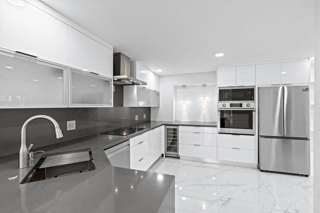 5341 N Andrews Avenue, Oakland Park, FL 33309