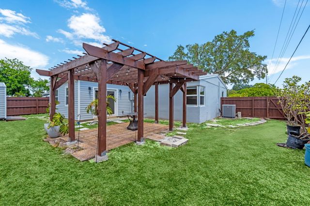 5341 N Andrews Avenue, Oakland Park, FL 33309