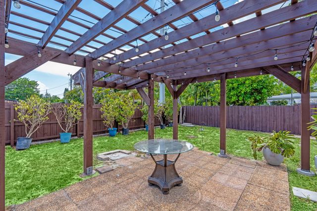 5341 N Andrews Avenue, Oakland Park, FL 33309