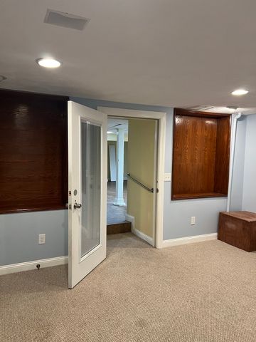 16 Hazen Ave B, Haverhill, MA 01830