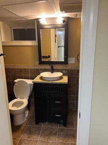 16 Hazen Ave B, Haverhill, MA 01830