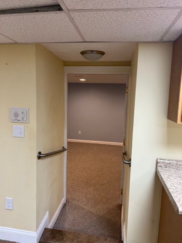 16 Hazen Ave B, Haverhill, MA 01830