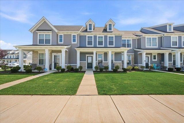 1043 E 117th Lane, Crown Point, IN 46307