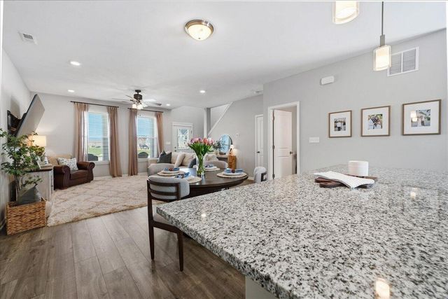 1043 E 117th Lane, Crown Point, IN 46307