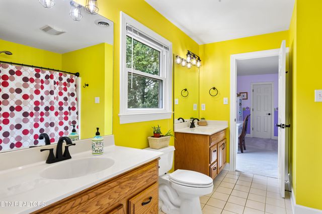 12912 Long Ridge Rd, Knoxville, TN 37934