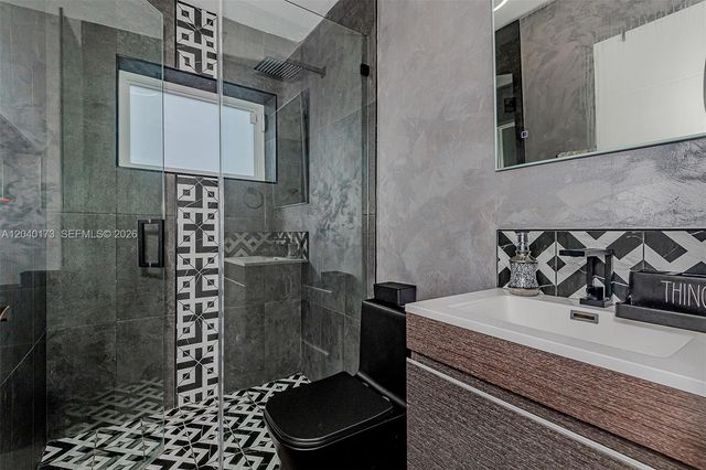 2425 SW 26th Lane, Miami, FL 33133