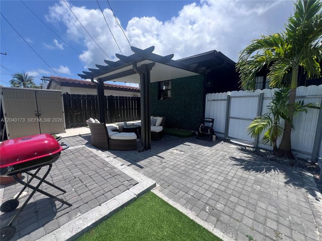 2425 SW 26th Lane, Miami, FL 33133