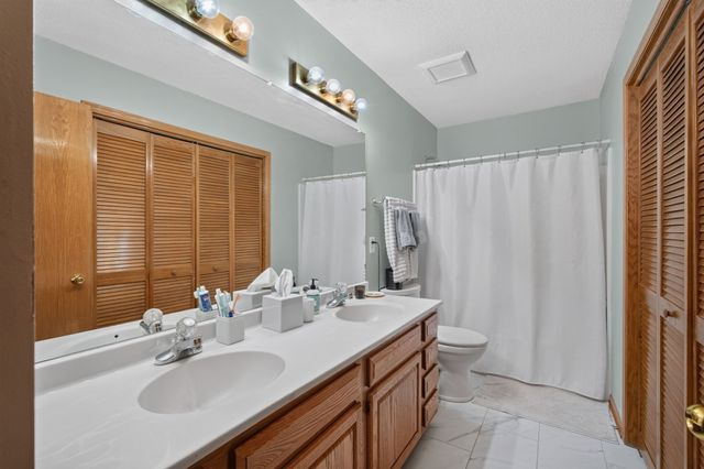 12494 Sunset Terrace, Clive, IA 50325