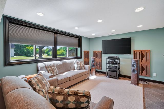 12494 Sunset Terrace, Clive, IA 50325