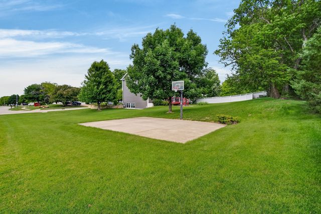 12494 Sunset Terrace, Clive, IA 50325