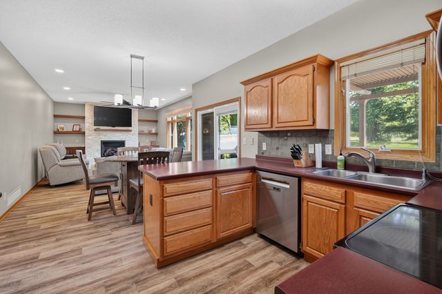 12494 Sunset Terrace, Clive, IA 50325