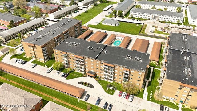 3030 Breckenridge Ln 324, Louisville, KY 40220