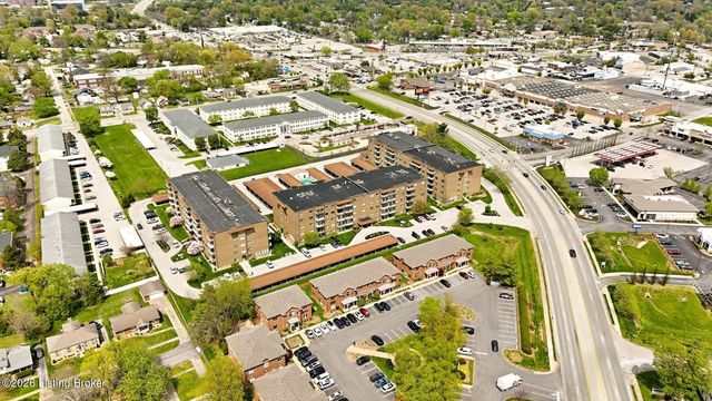 3030 Breckenridge Ln 324, Louisville, KY 40220