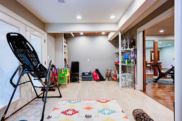 1009 Kent Rd, Goshen, KY 40026