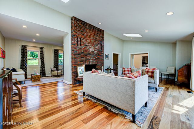 1009 Kent Rd, Goshen, KY 40026