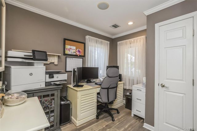 59 Center Street, Ronkonkoma, NY 11779