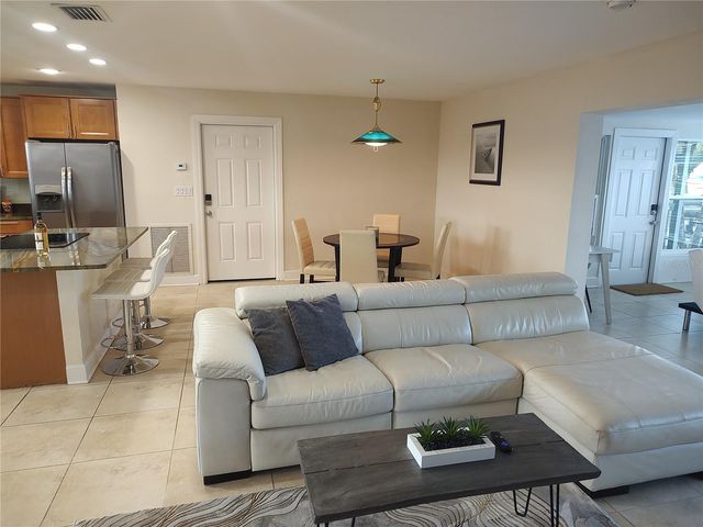 4165 13TH LANE NE, St Petersburg, FL 33703