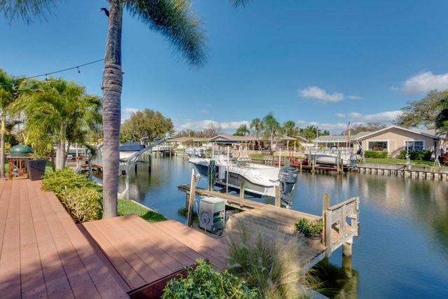 4165 13TH LANE NE, St Petersburg, FL 33703