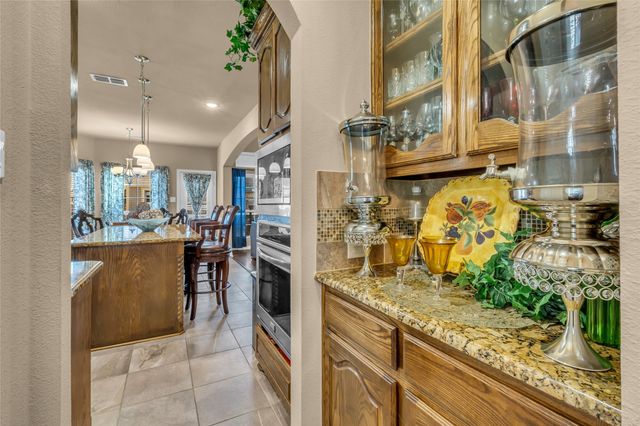 100 Spruce Street, Red Oak, TX 75154