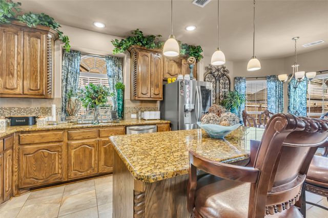 100 Spruce Street, Red Oak, TX 75154