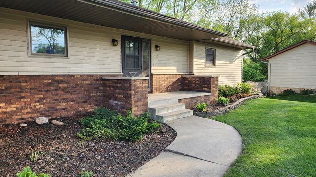 2339 2nd Avenue SW, Rochester, MN 55902