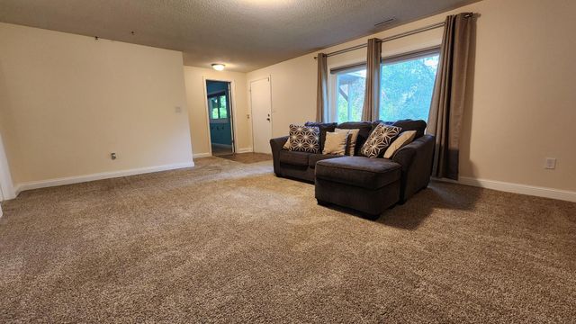 2339 2nd Avenue SW, Rochester, MN 55902
