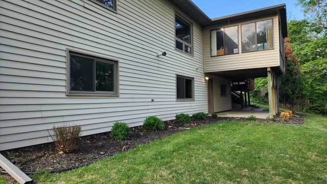 2339 2nd Avenue SW, Rochester, MN 55902