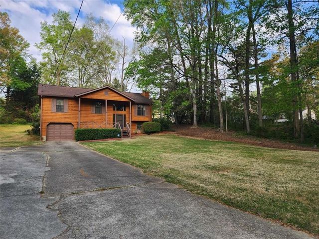 3635 Glenbrook Drive, Douglasville, GA 30135