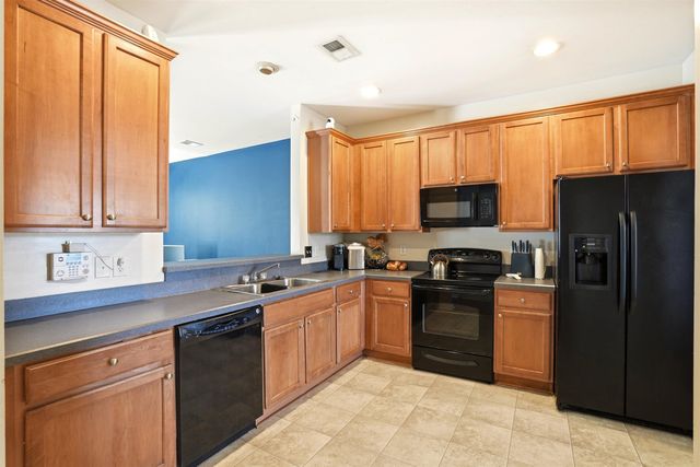 905 Hemingway Circle, Summerville, SC 29483