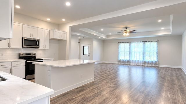 154 Brahman, Onalaska, TX 77360