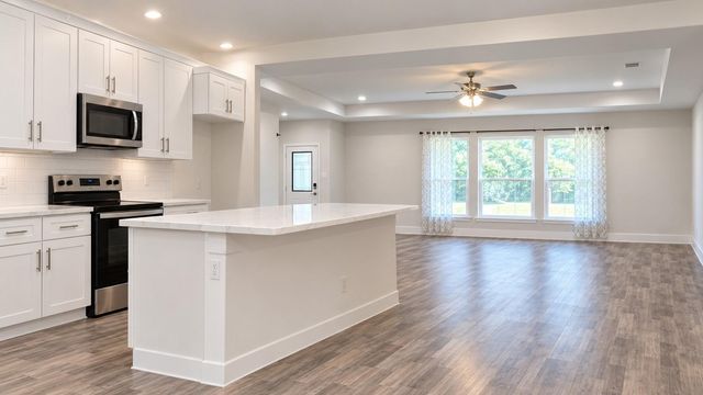 154 Brahman, Onalaska, TX 77360