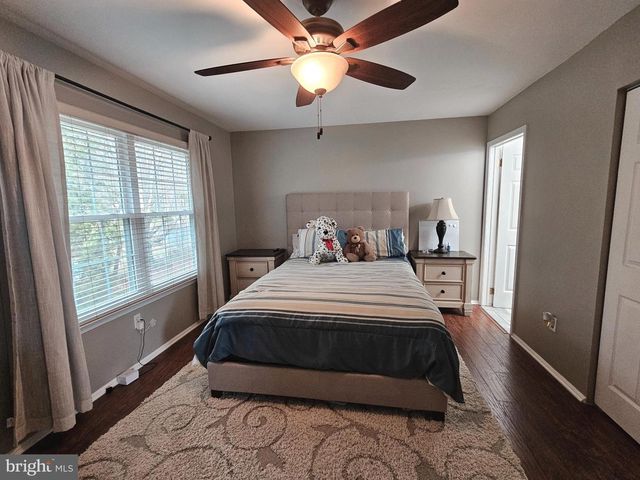 17 EXETER CT, Bordentown, NJ 08505