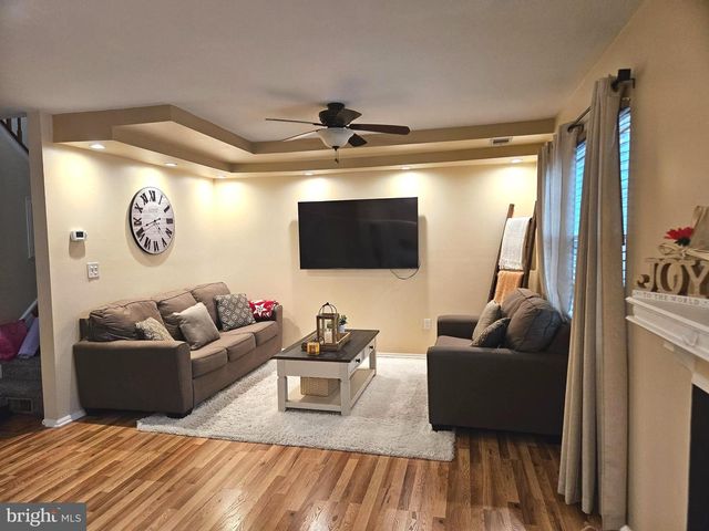 17 EXETER CT, Bordentown, NJ 08505