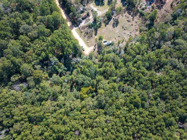 000 Mendez Road, Willis, TX 77378