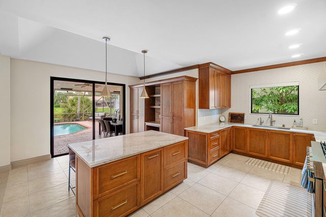 3615 SW 24th Lane, Delray Beach, FL 33445