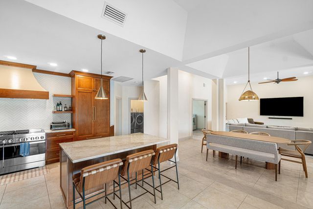3615 SW 24th Lane, Delray Beach, FL 33445