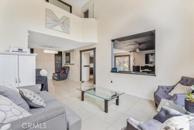 507 Coudures Way, Perris, CA 92571