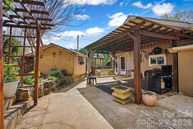 1600 Wooten Street, Catawba, NC 28609