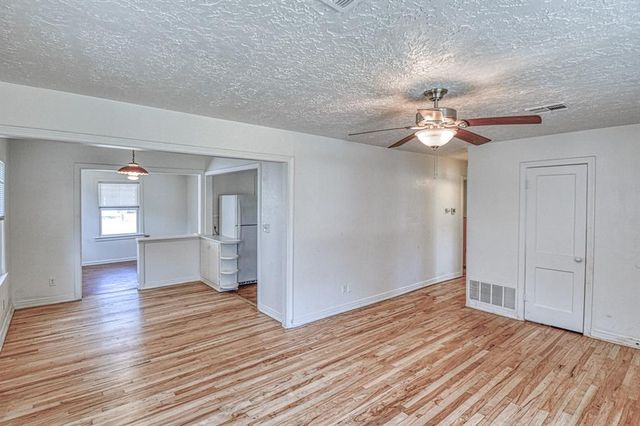 509 W Tonhawa Street, Norman, OK 73069