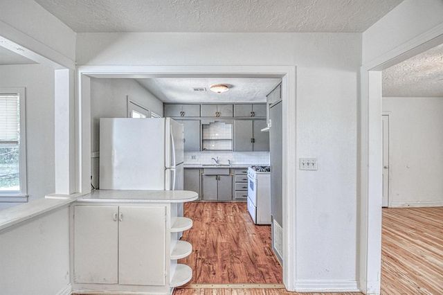 509 W Tonhawa Street, Norman, OK 73069