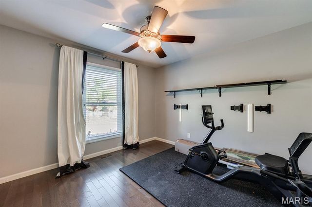 584 Sunbridge Drive, Chesterfield, MO 63017