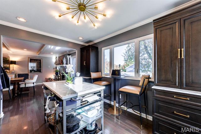 584 Sunbridge Drive, Chesterfield, MO 63017