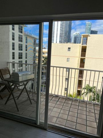 677 NE 24th St 602, Miami, FL 33137