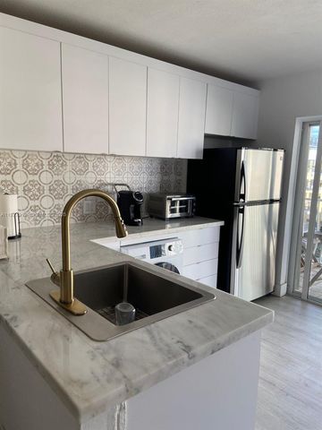 677 NE 24th St 602, Miami, FL 33137