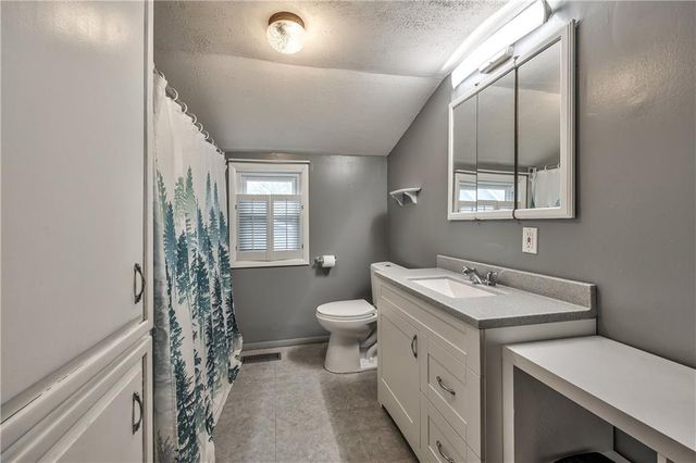 35705 Renner Road, Paola, KS 66071