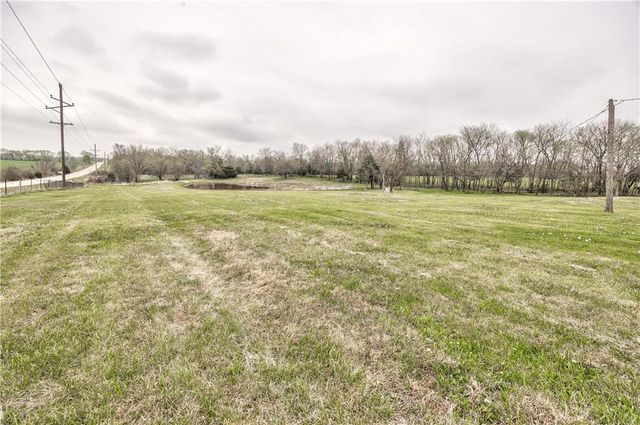 35705 Renner Road, Paola, KS 66071